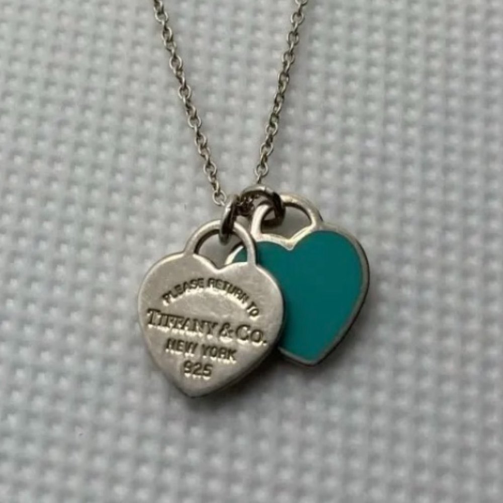 COPY - Beautiful Authentic Tiffany necklace and heart charms. - Picture 5 of 5